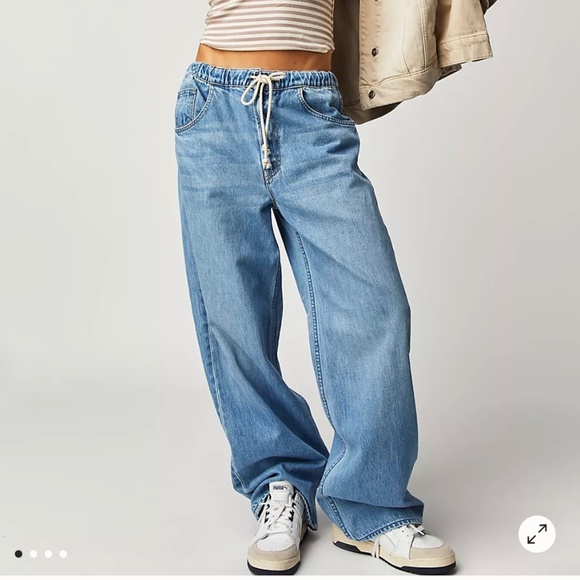 MOTHER Sky Blue Relaxed Boyfriend Jeans - Picture 1 of 11